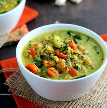 Chickpea & Vegetable Coconut Curry Soup - ilovevegan.com #vegan #curry #glutenfree