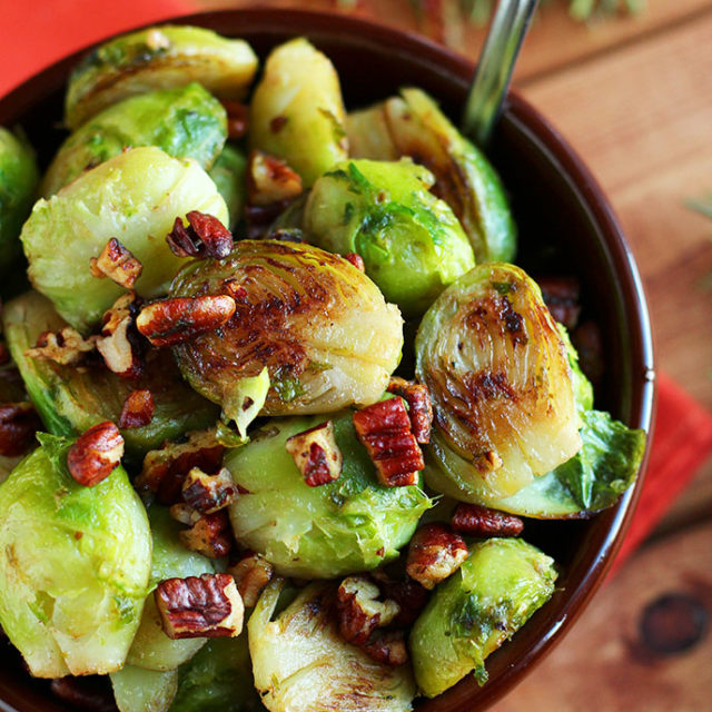 Pecan Butter Brussels Sprouts - ilovevegan.com #vegan #sidedish #christmas #thanksgiving